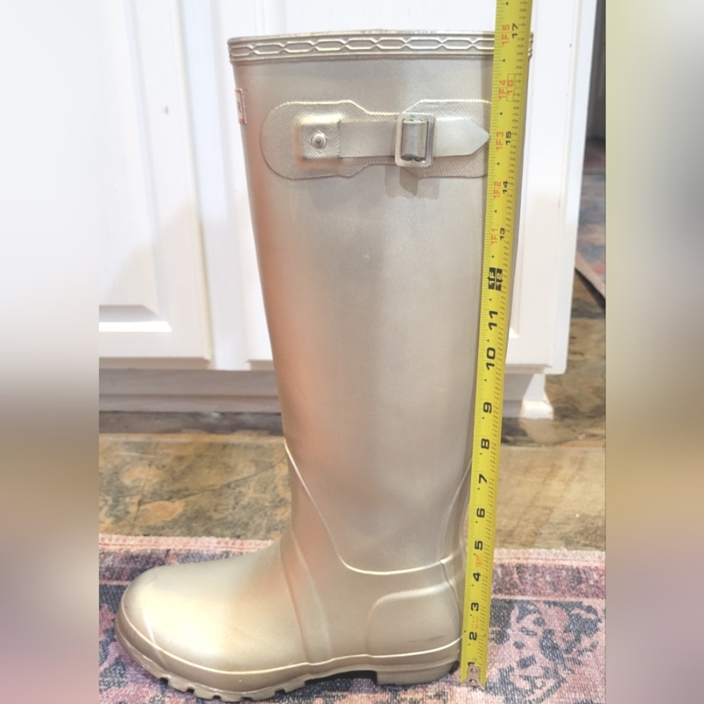 Hunter Metallic Silver Wellington Tall Rain Boot - Picture 13 of 16